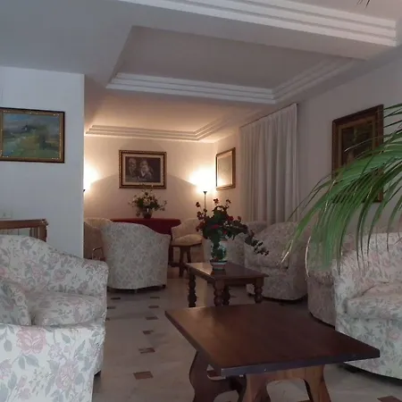Eur Hotel